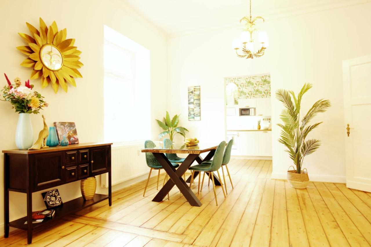 Secret Hideaways Tropical Feeling Mit 2 Schlafzimmer Nahe City L Messe L Flughafen L Hbf 뒤스부르크 외부 사진