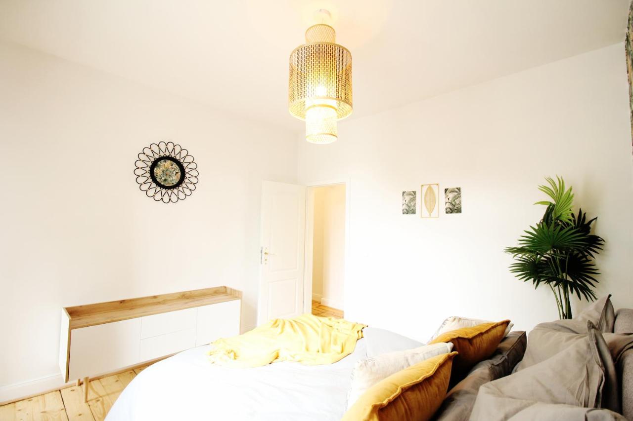 Secret Hideaways Tropical Feeling Mit 2 Schlafzimmer Nahe City L Messe L Flughafen L Hbf 뒤스부르크 외부 사진